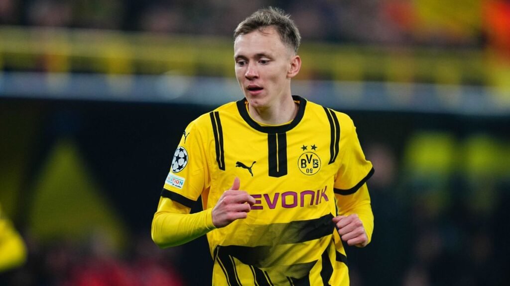 Aufstellungen: Teilnehmer: Borussia Dortmund gegen Lille OSC