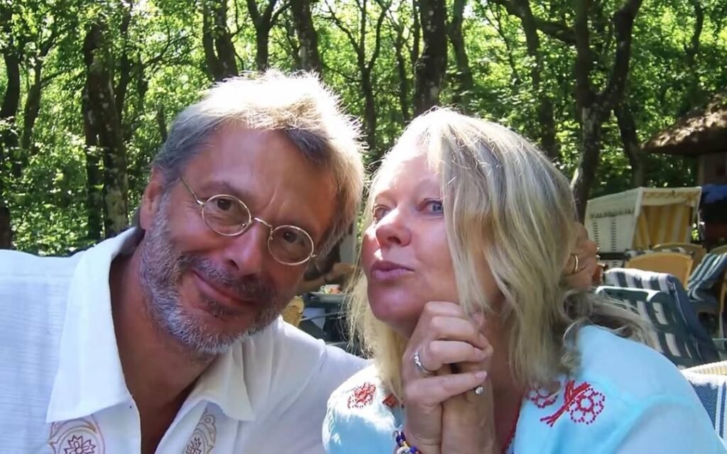 Reinhard Mey Ehefrau Hella: Was über Hella Mey, Ehe, Kinder und Liebe bekannt ist reinhard mey ehefrau hella